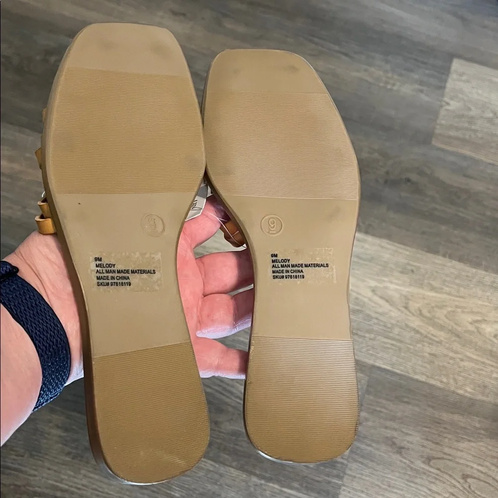 Steve Madden SM New York Women's Melody Tan Sandals Size 9 NWT